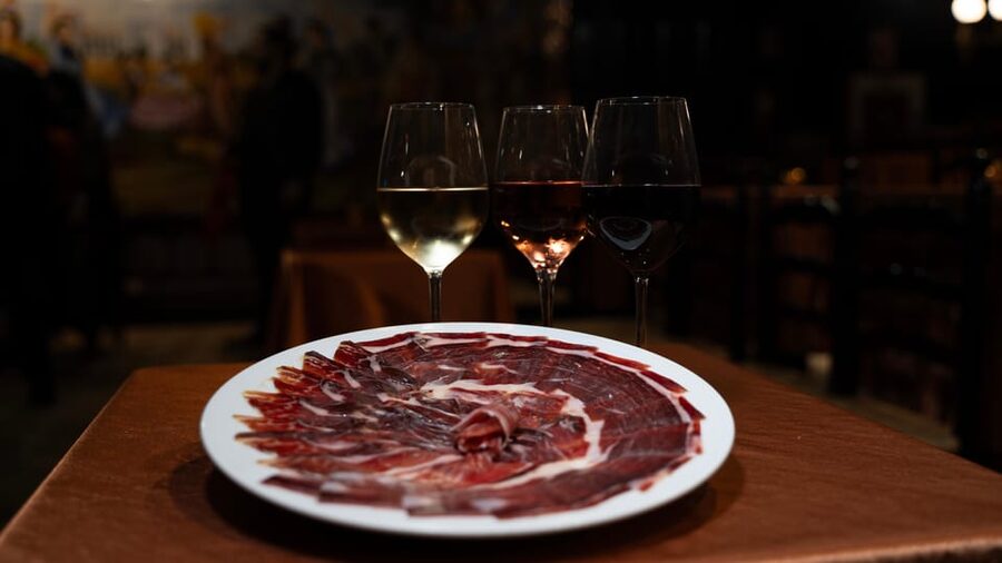 Madrid: Flamenco Show&Drink at Tablao 1911 (World's Oldest) - Seat zones can change the quality of the view