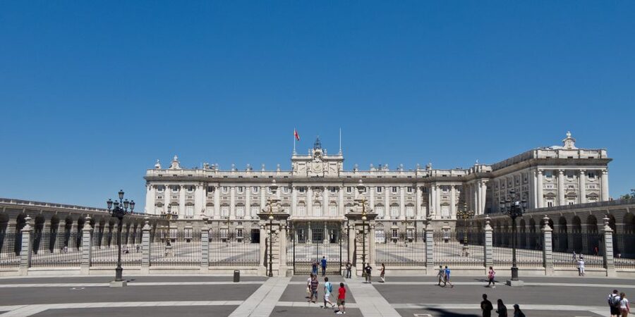 Madrid: Guided Visit to the Royal Palace - Meeting at Plaza de Isabel II
