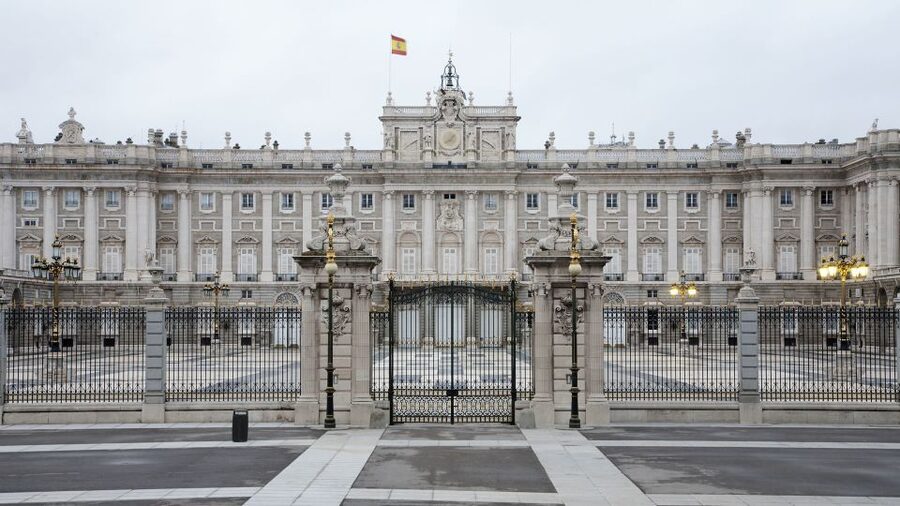 Madrid: Guided Visit to the Royal Palace - What the 90-minute route covers