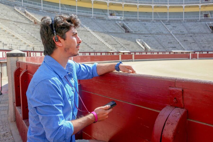 Madrid: Las Ventas Bullring Tour with Audio Guide - The virtual bullfighting game adds some fun