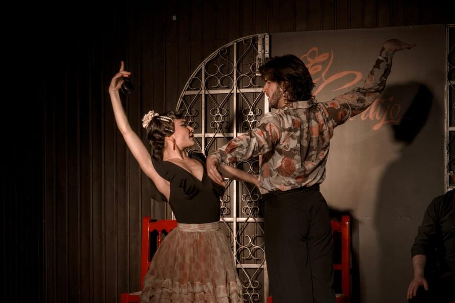 Madrid: Local Flamenco Show at El Cortijo - What the El Cortijo experience feels like