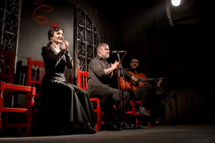 Madrid: Local Flamenco Show at El Cortijo - Finding the small venue in Madrid
