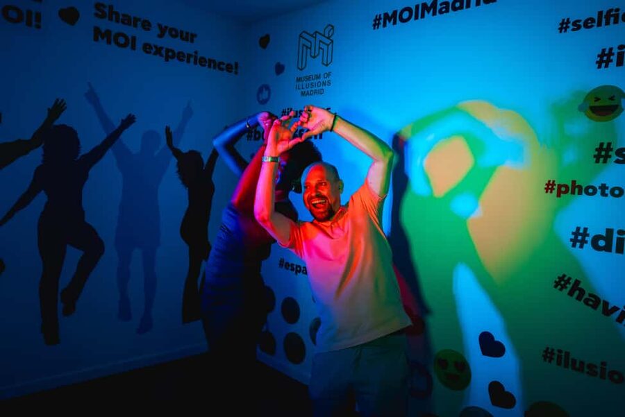 Madrid: Museum of Illusions Ticket - How long you will spend inside