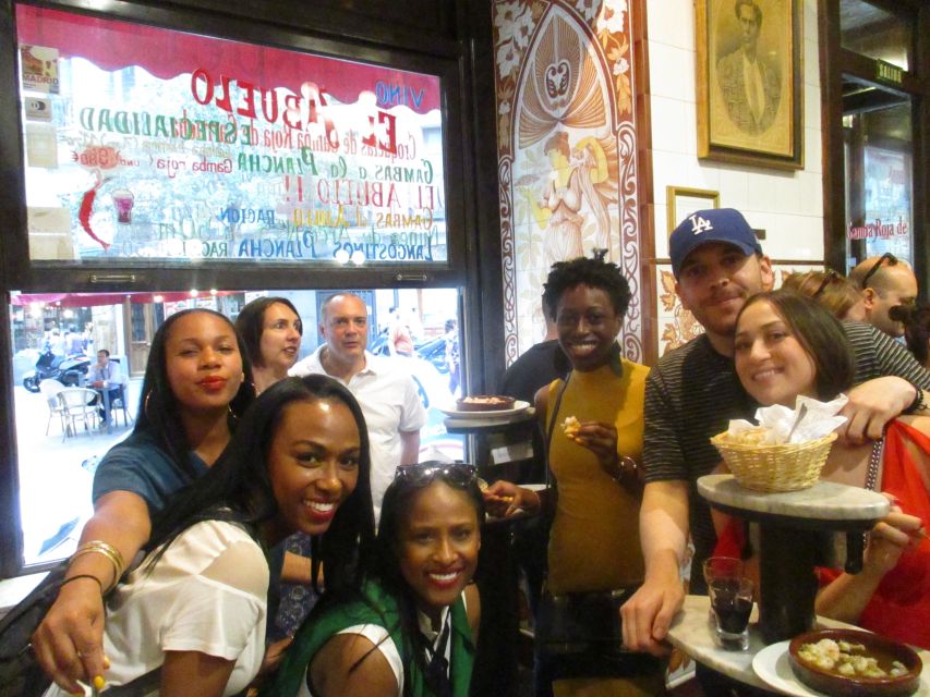 Madrid: Old Madrid Walking Food and Wine Tour - Three or four bars, with a drink at each