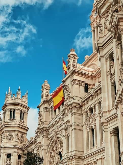 Madrid: Old Town, Poets District, and Royal Palace Tour - Key points before you book
