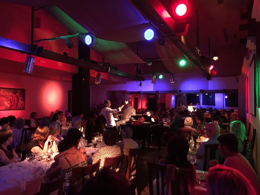 Madrid: Opera and Zarzuela Show and Dinner - The main course: beef, hake, and a choice to consider