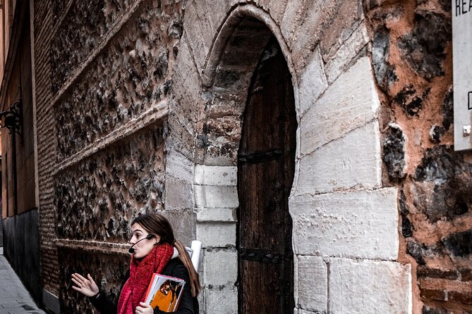 Madrid Oscuro: Torture, Ghosts, Crimes and Legends - Calle Mayor: legends in one of Madrid’s main streets