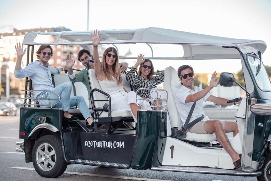 Madrid: Private City Tour by Eco Tuk Tuk - Jerónimos, El Casón, and the edge of Retiro