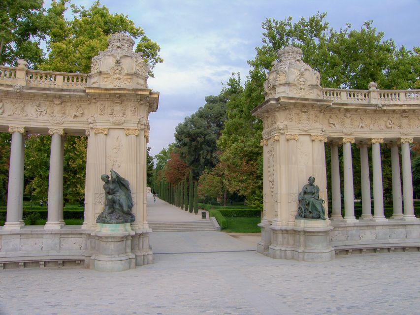Madrid: Private Customized Walking Tour with a Local Host - Who should book this Madrid experience