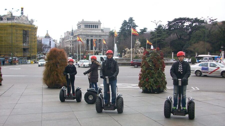 Madrid Private Segway tour. Retiro Park - Centro Historico - Families, teenagers, and nervous riders