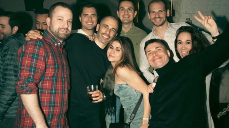 Madrid: Pub Crawl Madrid's Night Time - Three bars, three different chances to socialize