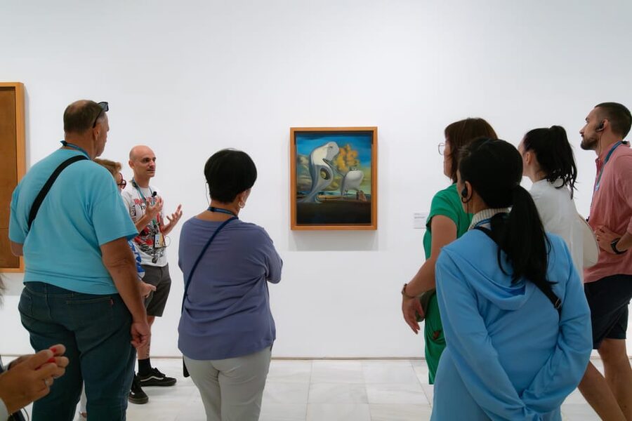 Madrid: Reina Sofia and Prado Museum Tickets and Guided Tour - Velázquez, Goya, and Bosch in the Prado