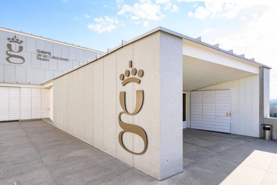 Madrid: Royal Collections Gallery Entry Ticket - The 360º cube and the Royal Sites