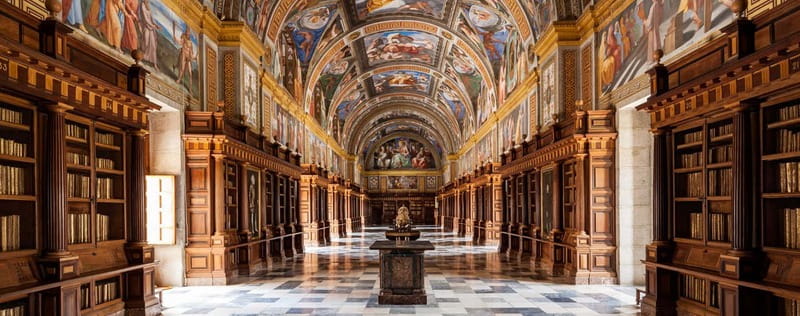 Madrid: Royal Palace Expert Guided Tour with Skip-the-Line - The Banquet Hall and royal display