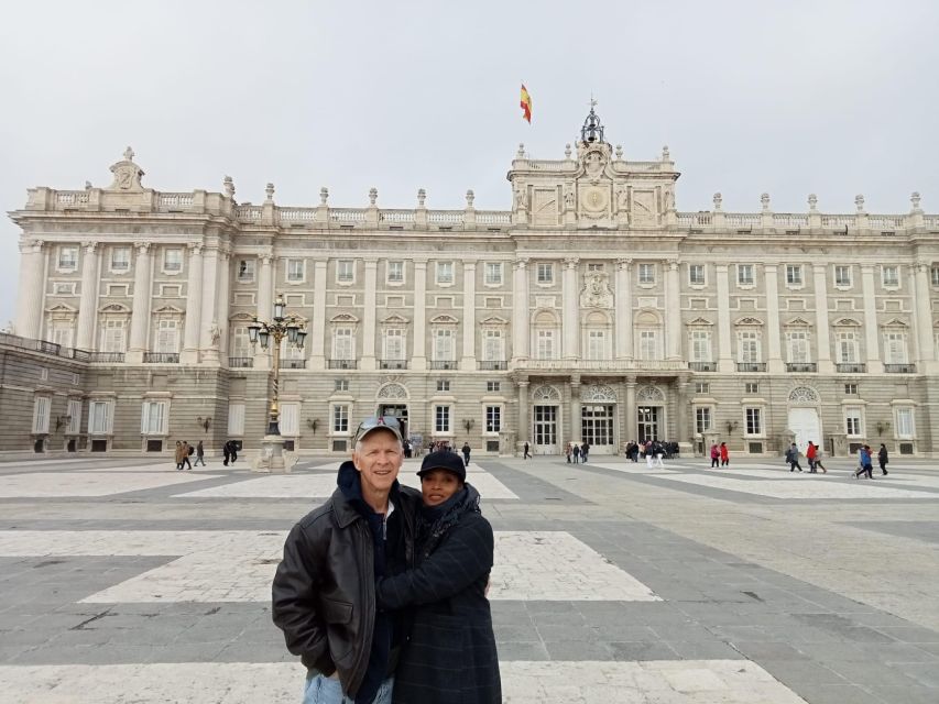 Madrid: Royal Palace Guided Tour with Entry Ticket - Charles III’s rooms and Gasparini’s design