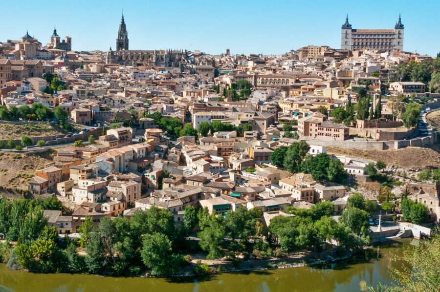 Madrid: Segovia and Toledo Tour, Alcazar, and Cathedral - Walking through Segovia’s old town