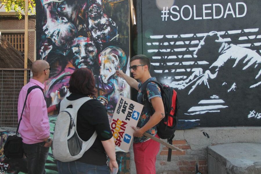 Madrid: Street Art Tour with Local Graffiti Hunter - Reading the first layers of Madrid street art