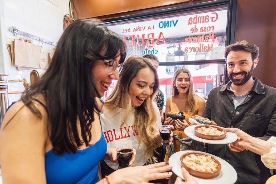 Madrid: Tapas Food Tour with Drinks and Food - Who will enjoy this Madrid tapas tour?