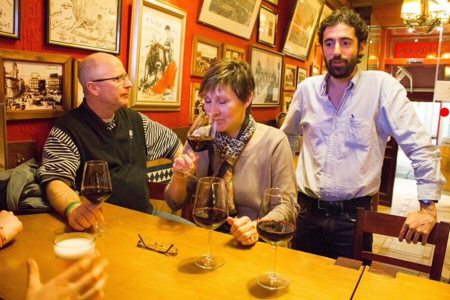 Madrid: Tapas & Wine Tasting Tour with Local Guide - Las Letras Quarter: the first three food stops