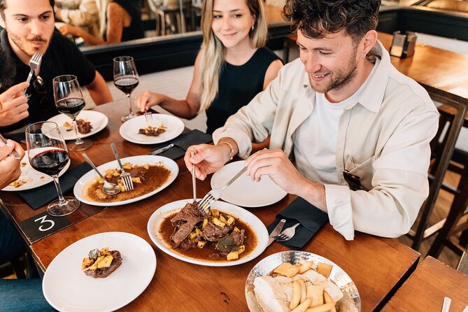 Madrid Tapas & Wine Tour with Rooftop Views and Local Guide - The rooftop finish at Gran Vía