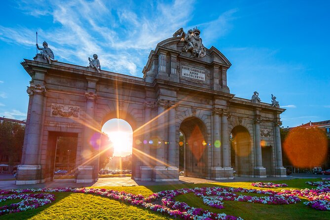 Madrid Walking Tour from Puerta del Sol to Retiro Park - Instituto Cervantes and the Círculo de Bellas Artes