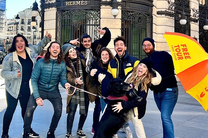 Madrid Walking Tour from Puerta del Sol to Retiro Park - Edificio Metrópolis and Gran Vía