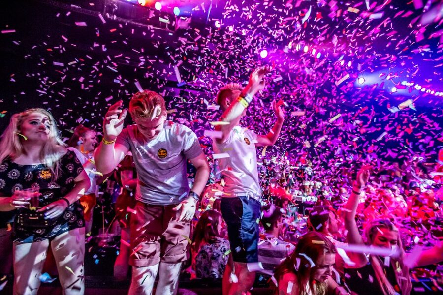 Magaluf: Pirates Reloaded Show Entry Ticket - How the price compares with the experience