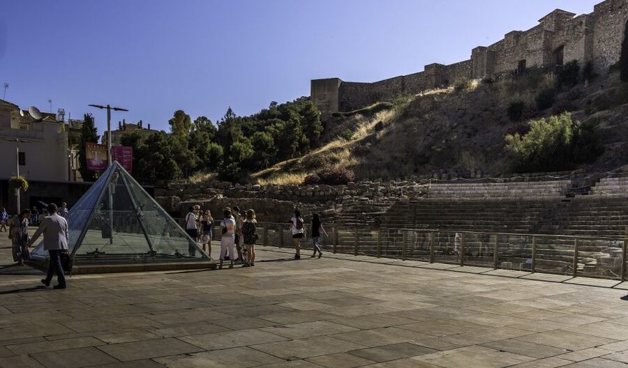 Málaga: 3-Hour Complete Walking Tour with Tickets - Key points to know before booking