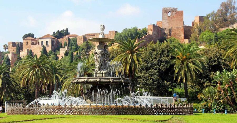 Málaga: 3-Hour Complete Walking Tour with Tickets - The Alcazaba is the tour’s visual high point