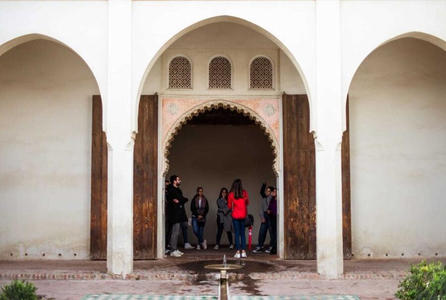 Málaga: Alcazaba and Roman Theatre Guided Tour With Entry - Why this short Málaga tour works