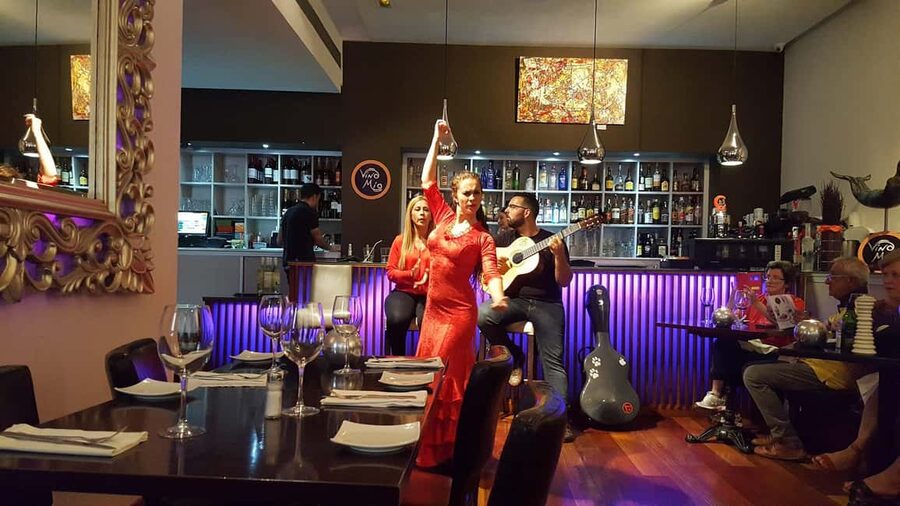 Malaga: Authentic Flamenco Dinner Show at Vino Mio - A restaurant setting, not a formal theater