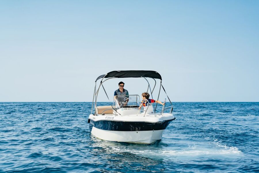 Malaga: Boat Rental without a License for Dolphin Watching - From harbor instructions to open water