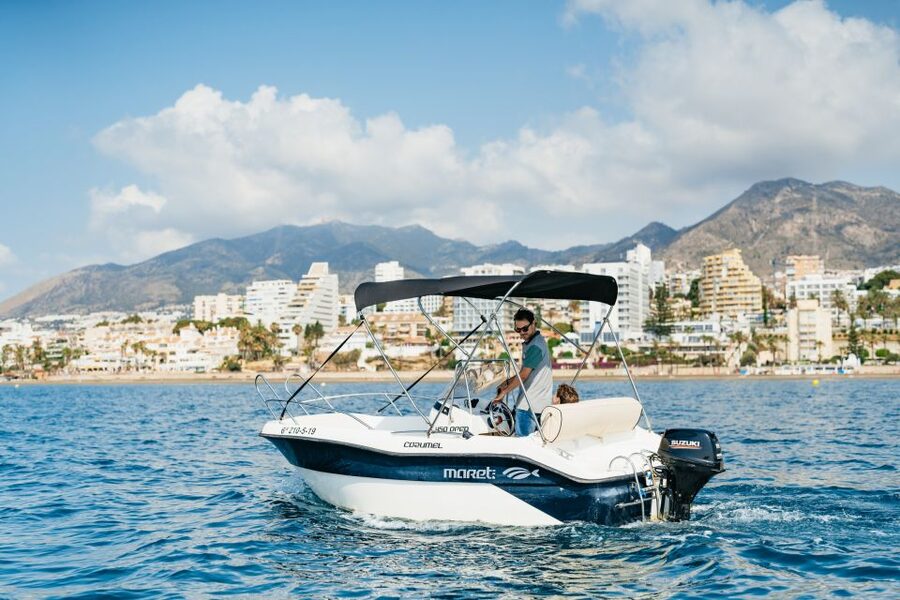 Malaga: Boat Rental without a License for Dolphin Watching - What the boat feels like for a small group