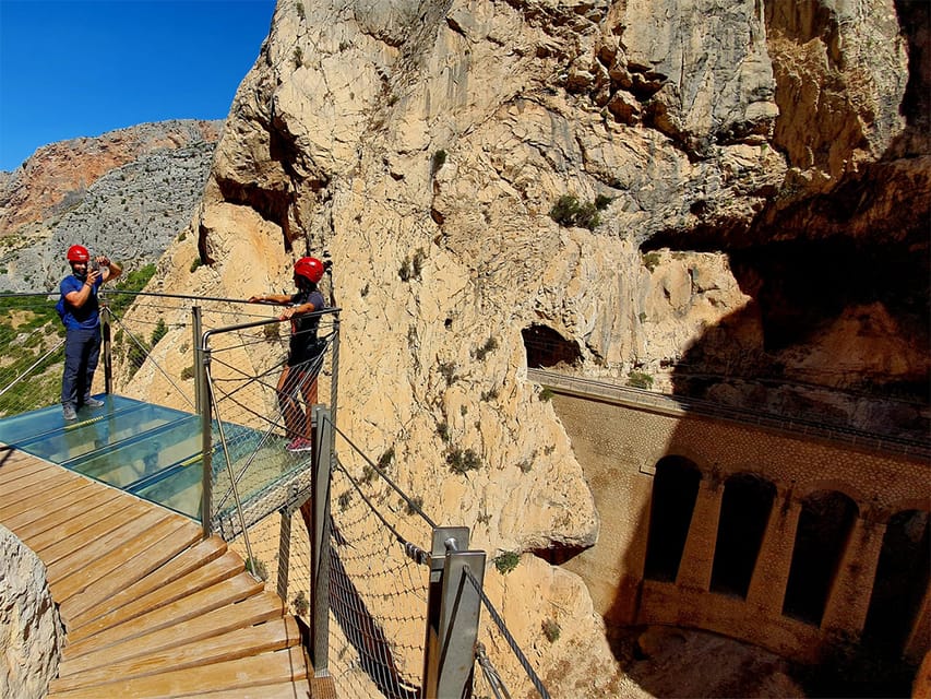 Málaga: Caminito del Rey Guided Tour with Transportation - Starting the 7.5-kilometer walk