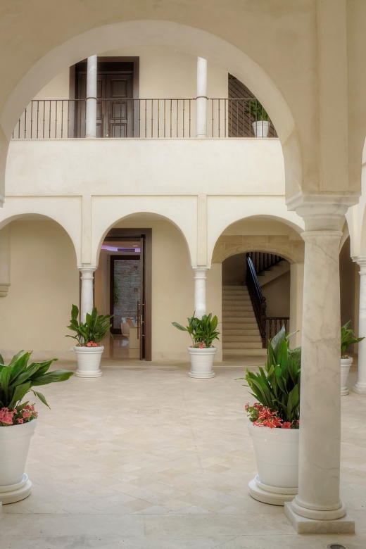 Málaga: Carmen Thyssen Museum Ticket - Who should book this museum visit?
