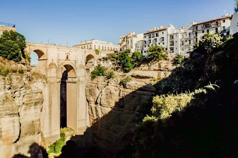 Málaga & Costa del Sol: Ronda and Setenil de las Bodegas - The road inland from Málaga and the coast