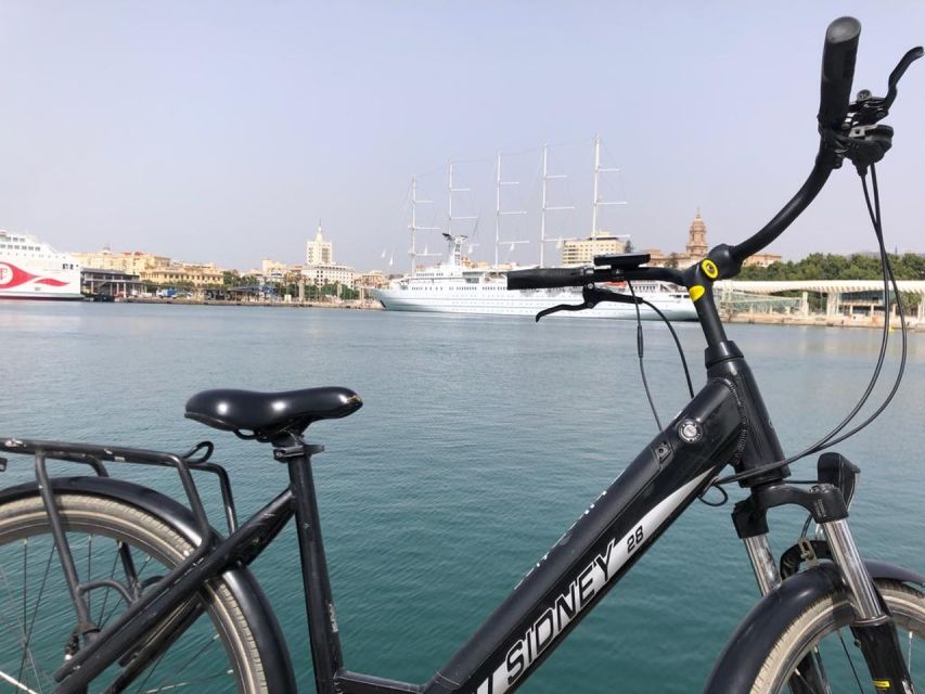 Malaga: Electric Bike Rental - A flexible day toward Málaga’s coast