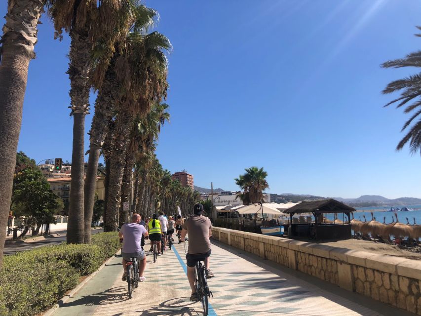 Malaga: Guided E-Bike Tour - Historic Málaga by bicycle