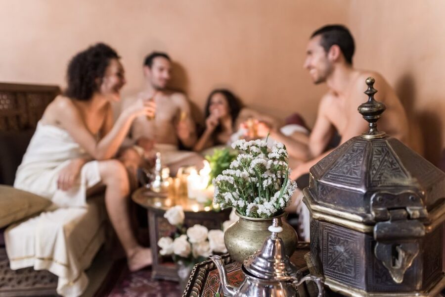 Malaga: Hammam Al Ándalus Entry Ticket with Massage - Mint tea, water, and the lounge