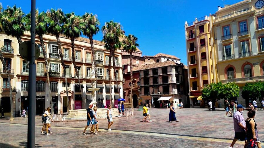 Málaga: Historic Center Tour with Local Guide - Picasso, Plaza de la Merced, and the modern city