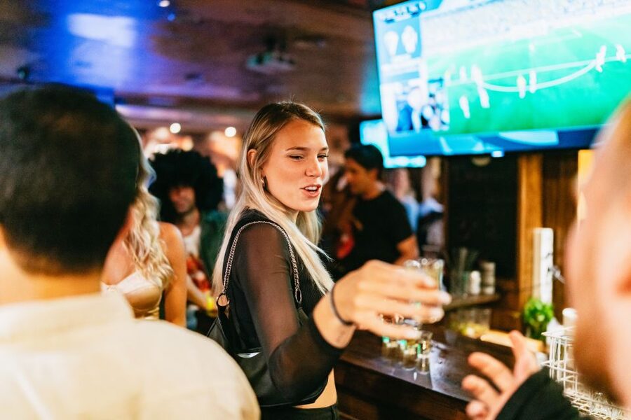 Malaga: Pubs and Clubs Crawl - Starting near Starbucks in central Malaga