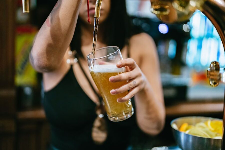 Malaga: Pubs and Clubs Crawl - What you actually get for $18