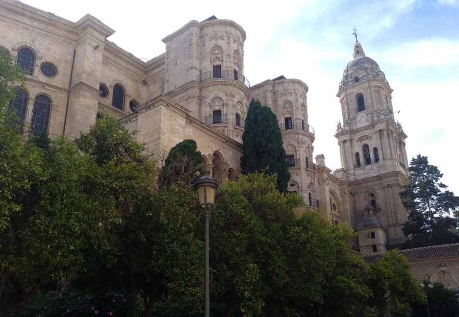 Malaga: Skip-the-Line Malaga Cathedral Tickets with Tour - Why Málaga Cathedral deserves your time