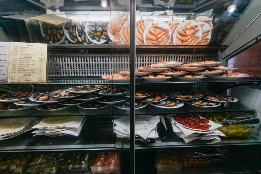 Málaga: Traditional Andalusian Tapas and Wine Tour - Should you book it?