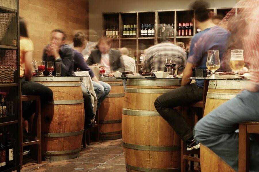 Málaga: Traditional Andalusian Tapas and Wine Tour - Practical timing and booking advice