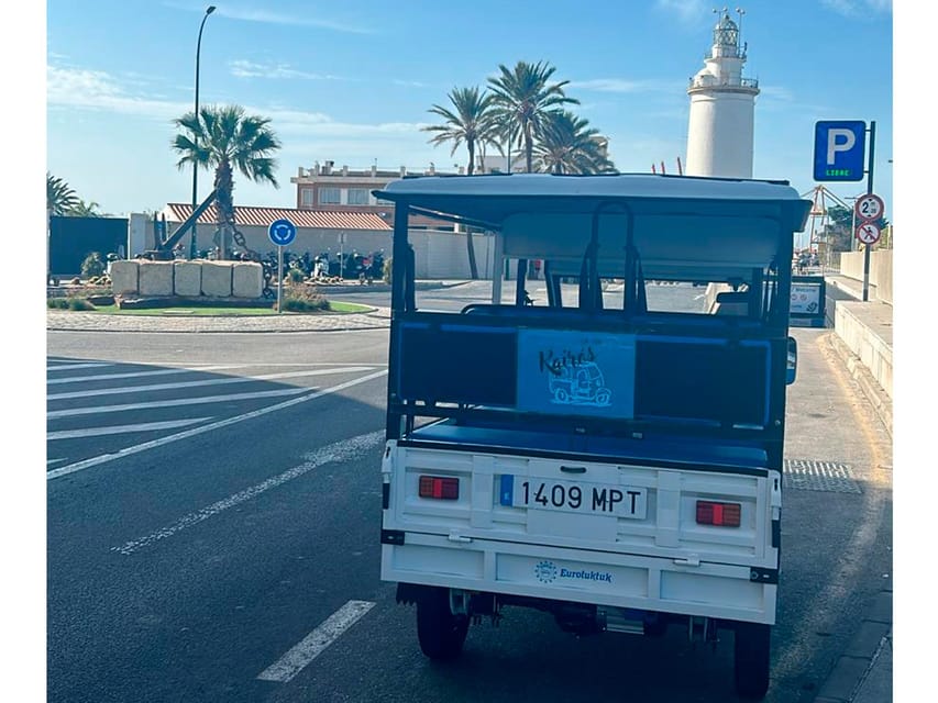 Malaga: Tuk tuk tour - Comfort, weather, and the open-air design