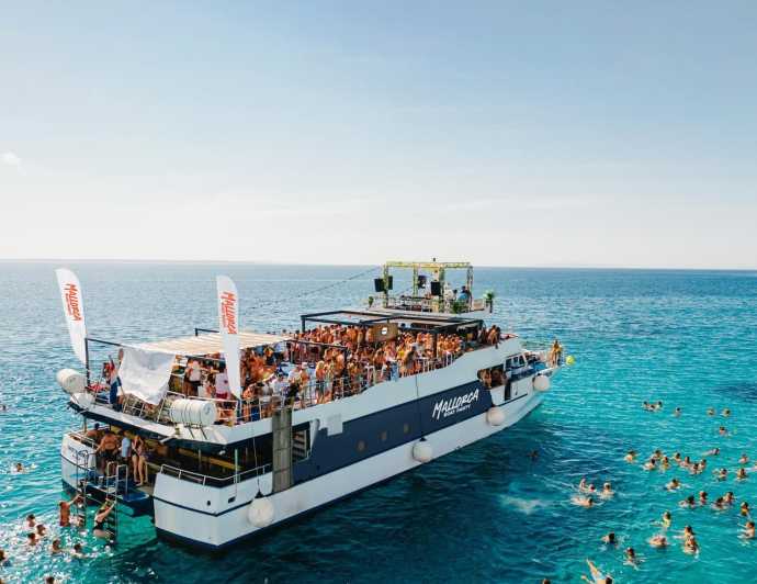 Mallorca: Boat Party with Live DJs, Lunch, & Nightclub Entry - Paella lunch and the real value of the meal