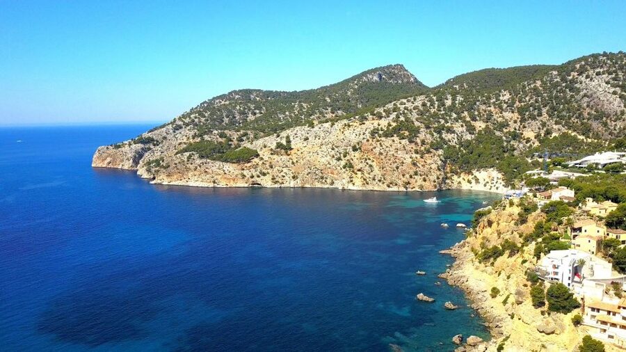 Mallorca: Catamaran Coastal Cruise with Lunch - Cala Egos and the first swim stop