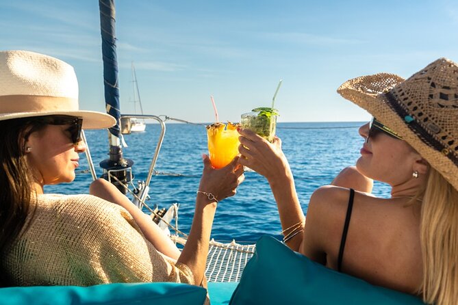 Mallorca Catamaran Small Group Cruise with Tapas 4-hours - Settling onto the catamaran