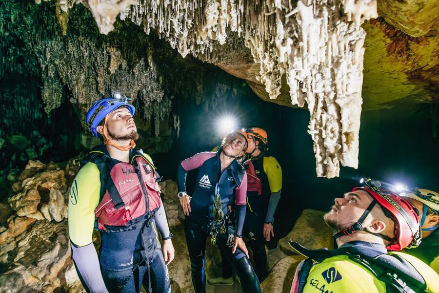Mallorca: Cova des Coloms Caving Trip with Hotel Transfer - Who should book this Mallorca cave tour?